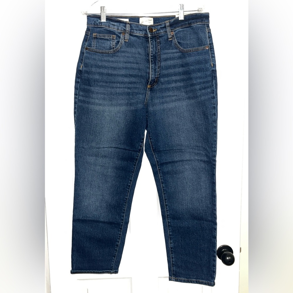Universal Thread High Rise 90s Slim Jeans